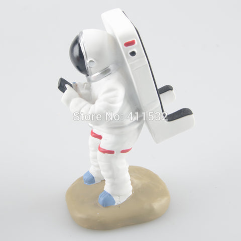 Spaceman Mobile Holder - evolette.com